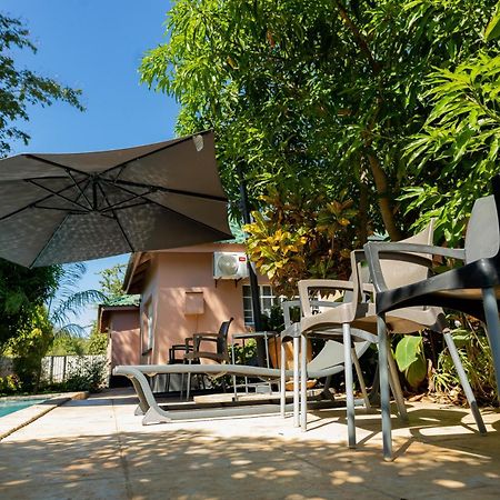 Hungwe House Villa Victoria Falls Exterior photo
